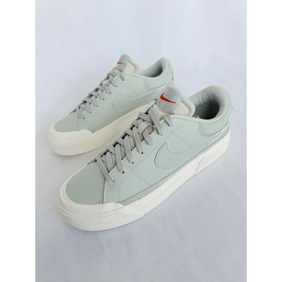 10 WOMEN'S NIKE COURT LEGACY LIFT LIGHT GREEN DM7590-003 PLATFORM - Picture 3 of 9